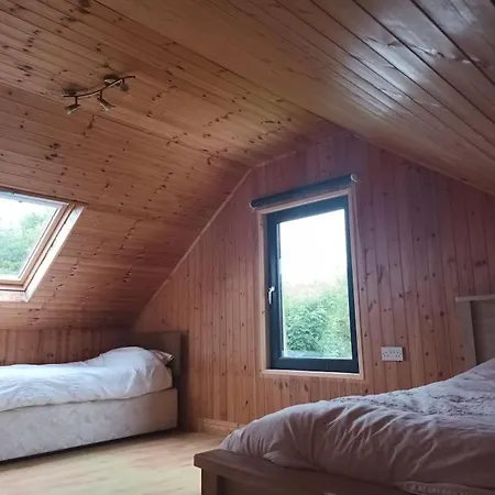 2 Bedroom House *